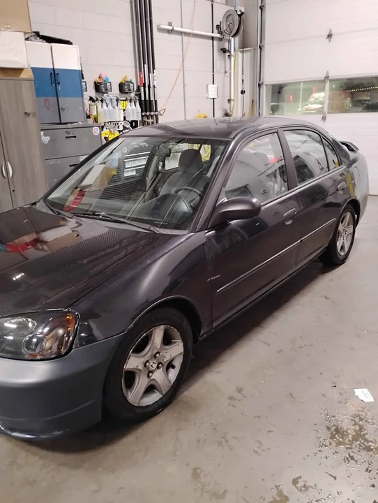 2001 Honda Civic 7th Gen - Image 2 of 7
