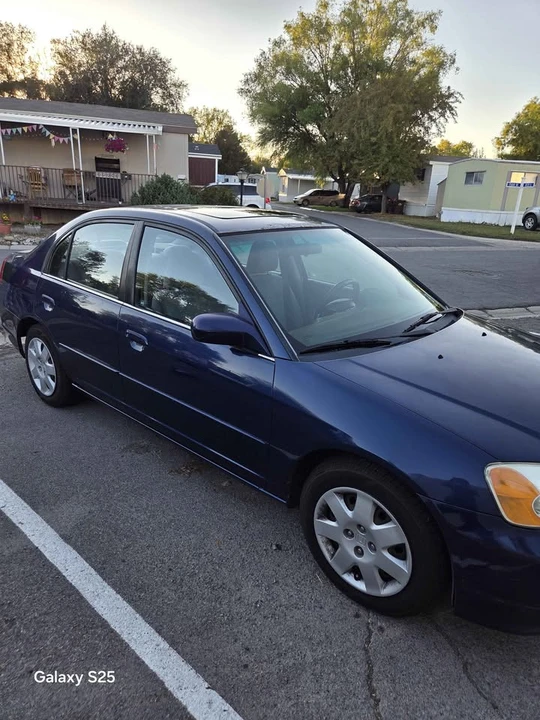 2001 Honda Civic 7th Gen - Image 2 of 13