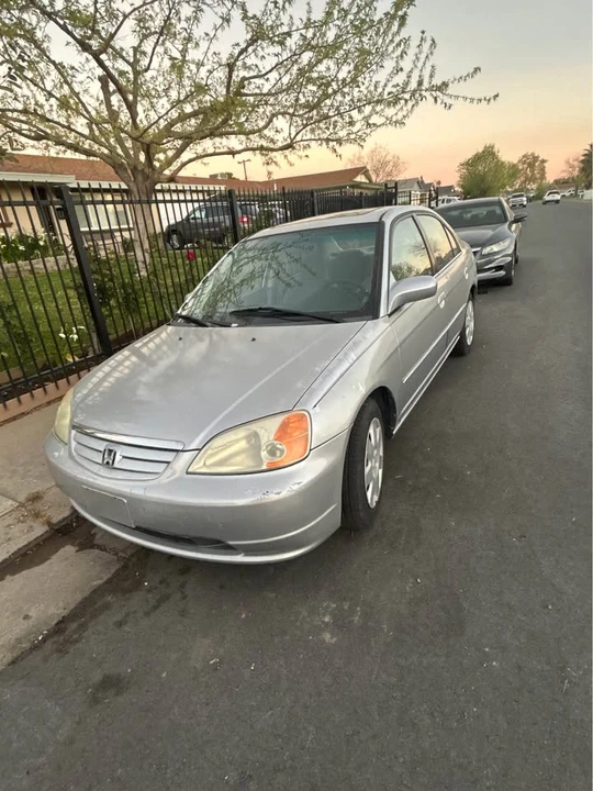 2001 Honda Civic 7th Gen - Image 2 of 7