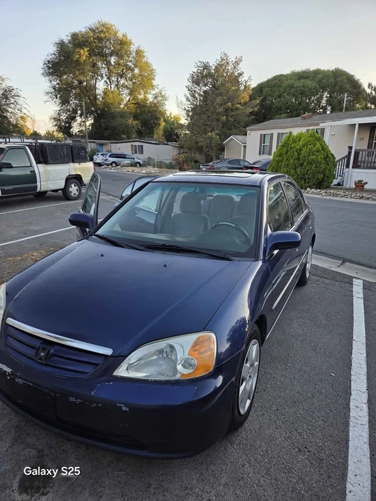 2001 Honda Civic 7th Gen - Image 3 of 13