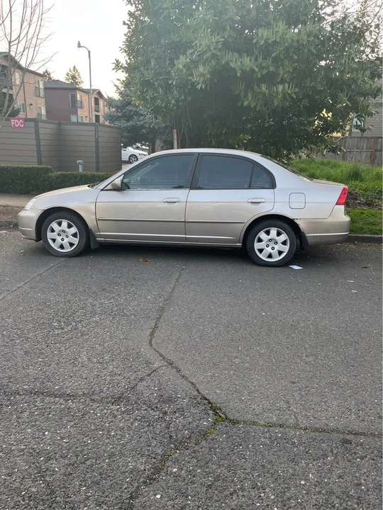2001 Honda Civic 7th Gen - Image 2 of 3