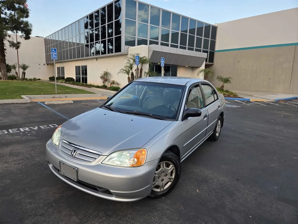 2001 Honda Civic 7th Gen - Image 2 of 12