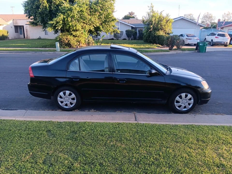 2001 Honda Civic 7th Gen - Image 2 of 19