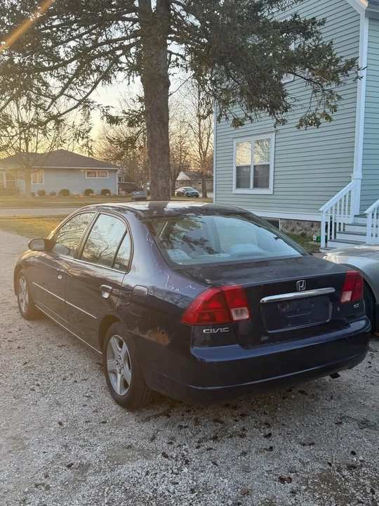 2001 Honda Civic 7th Gen - Image 2 of 5
