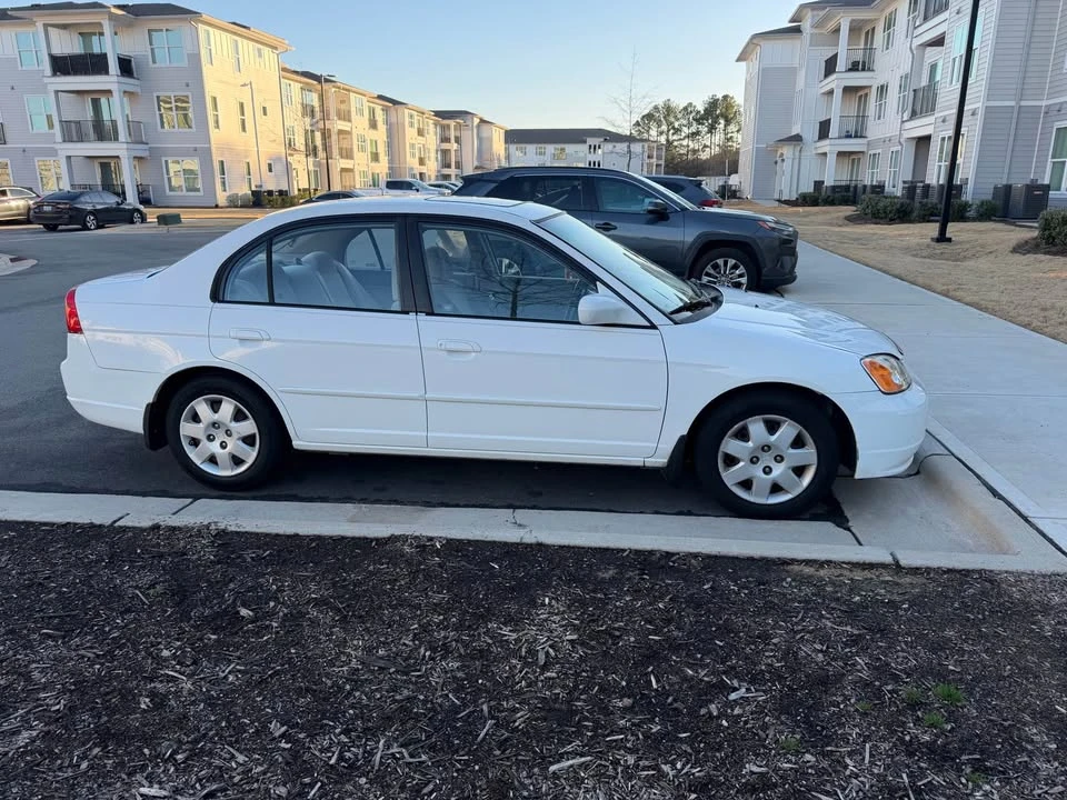 2001 Honda Civic 7th Gen - Image 3 of 7