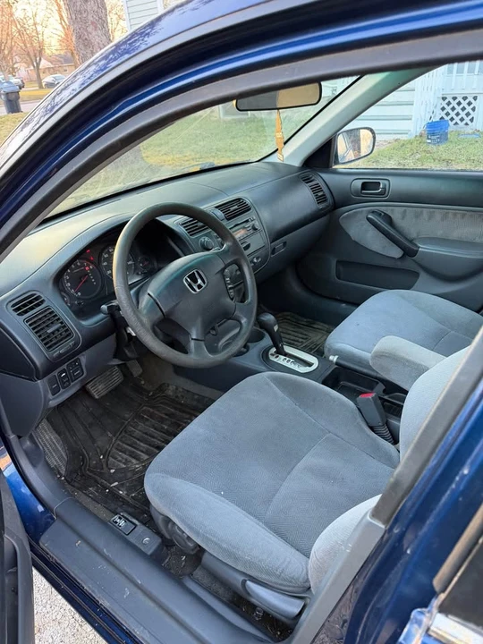 2001 Honda Civic 7th Gen - Image 4 of 5