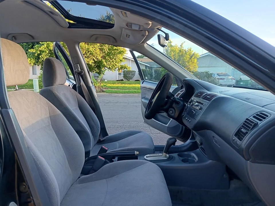 2001 Honda Civic 7th Gen - Image 13 of 19
