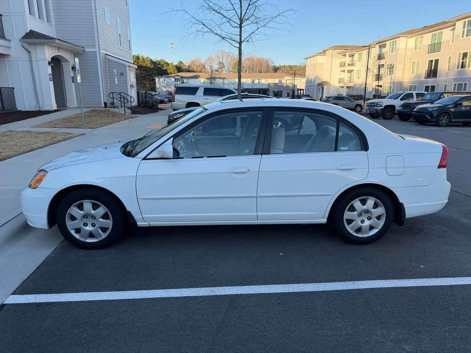 2001 Honda Civic 7th Gen - Image 2 of 7