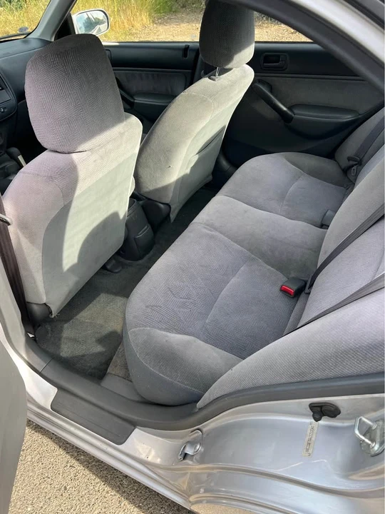 2001 Honda Civic 7th Gen - Image 9 of 10