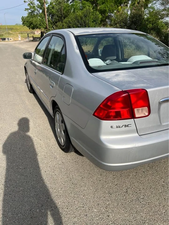 2001 Honda Civic 7th Gen - Image 4 of 10