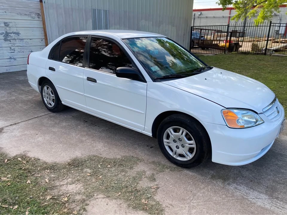 2001 Honda Civic 7th Gen - Image 2 of 11