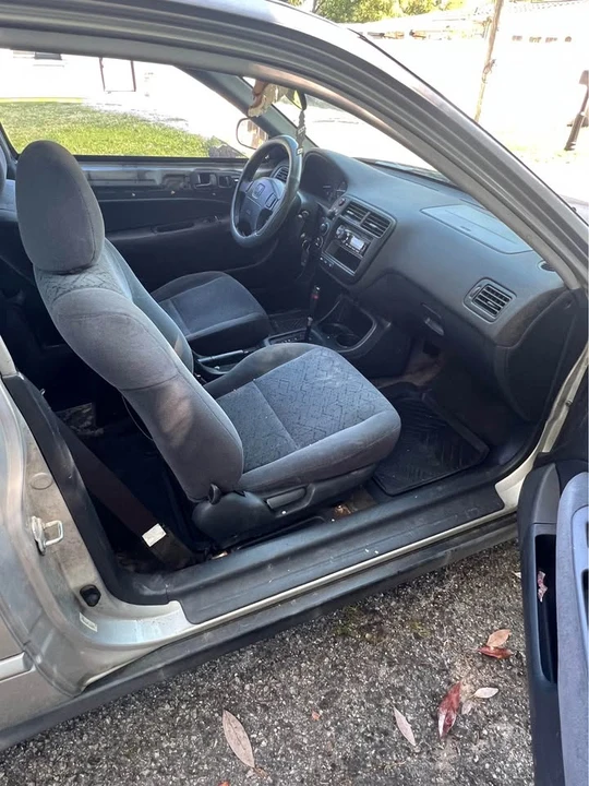 2001 Honda Civic 7th Gen - Image 4 of 10