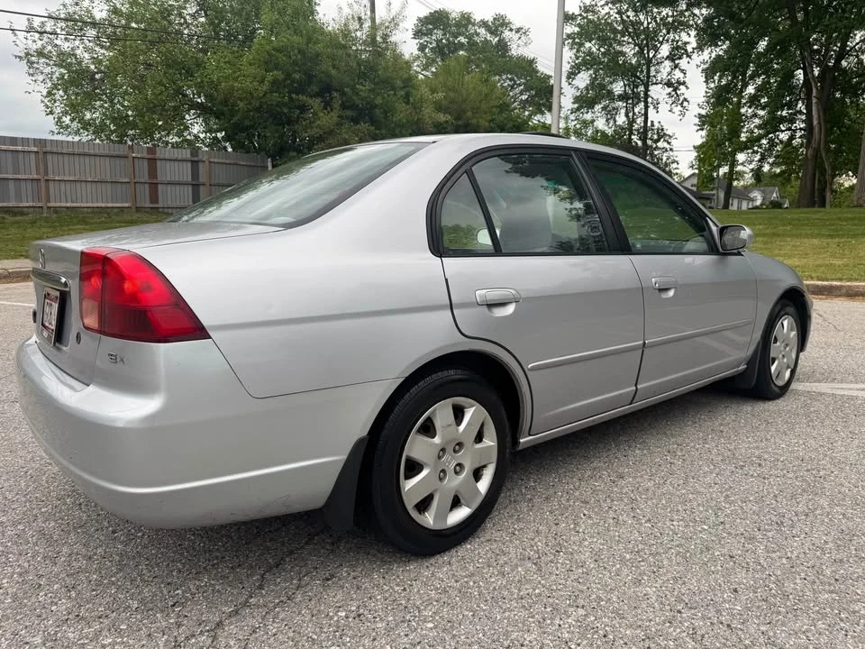 2001 Honda Civic 7th Gen - Image 4 of 8