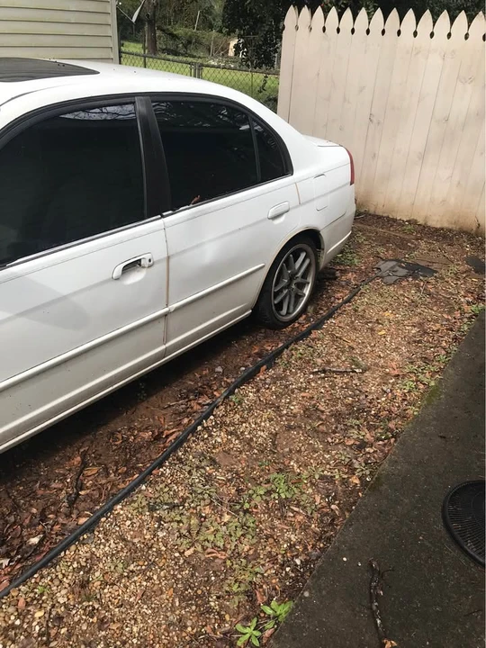 2001 Honda Civic 7th Gen - Image 2 of 2