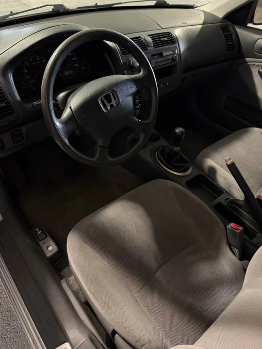 2001 Honda Civic 7th Gen - Image 9 of 12
