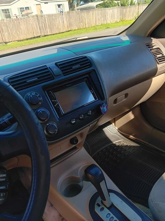 2001 Honda Civic 7th Gen - Image 2 of 2