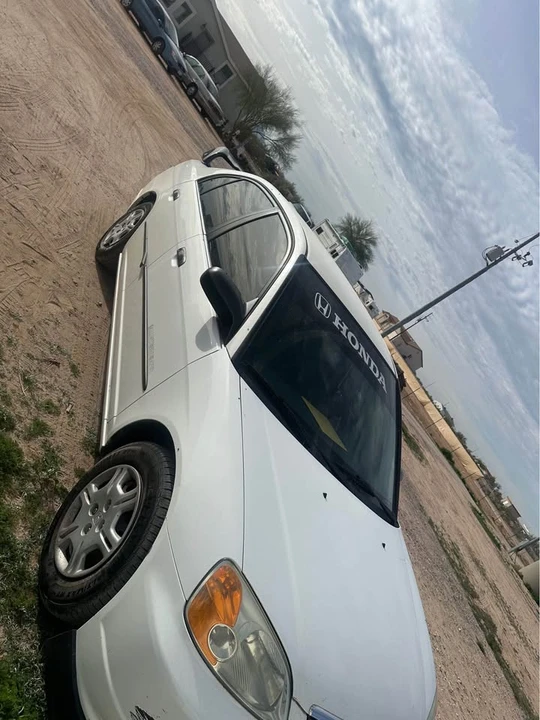 2001 Honda Civic 7th Gen - Image 2 of 4