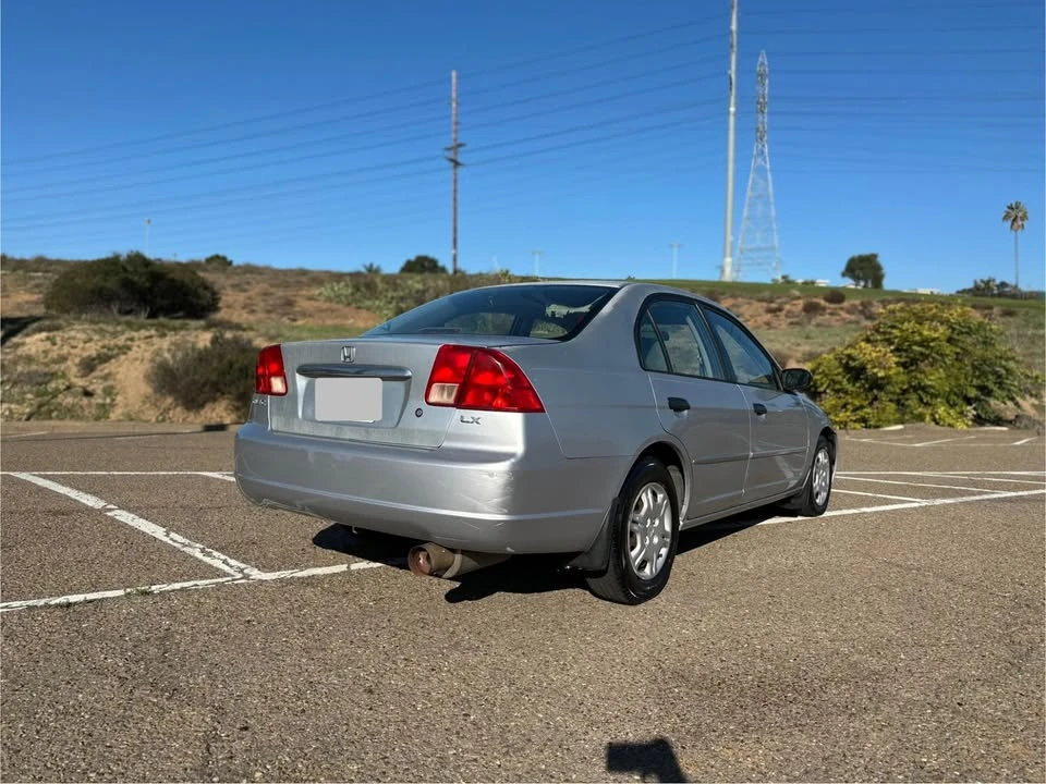 2001 Honda Civic 7th Gen - Image 3 of 12