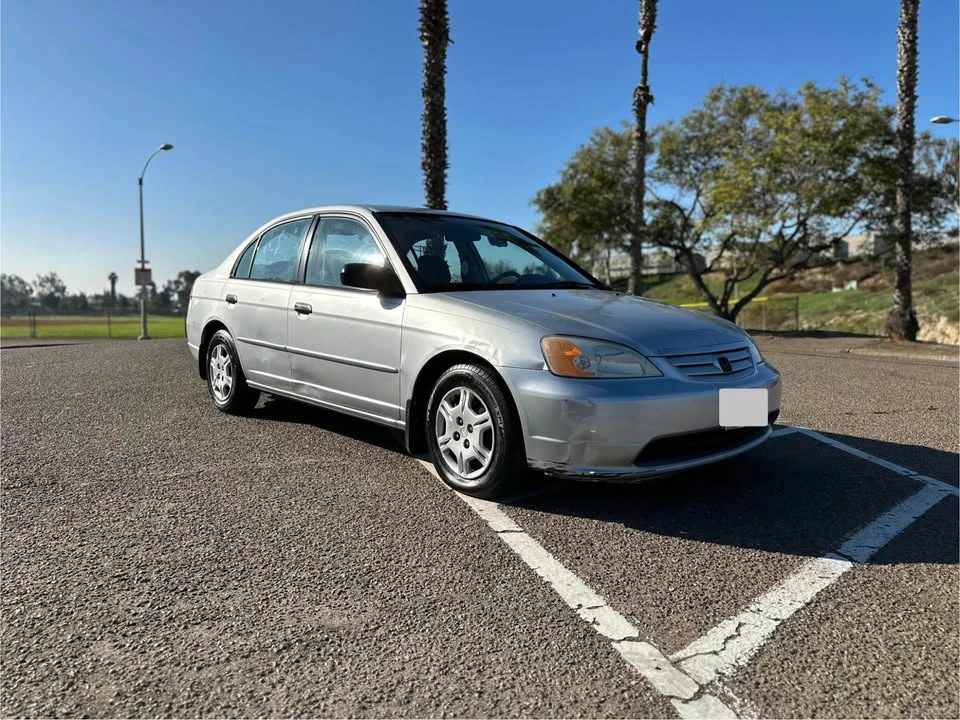 2001 Honda Civic 7th Gen - Image 2 of 12