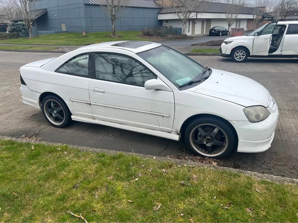 2001 Honda Civic 7th Gen - Image 2 of 4