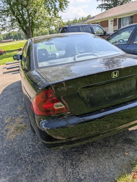 2001 Honda Civic 7th Gen - Image 4 of 15