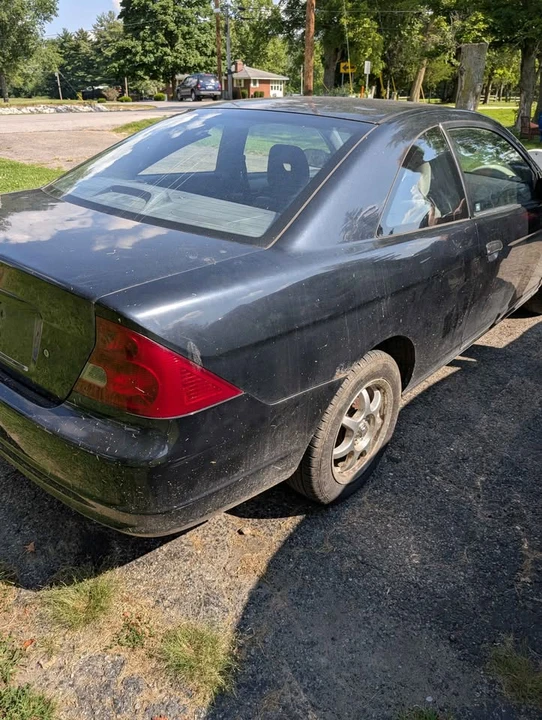 2001 Honda Civic 7th Gen - Image 5 of 15