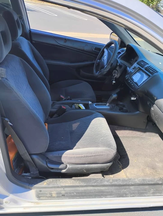 2001 Honda Civic 7th Gen - Image 8 of 12