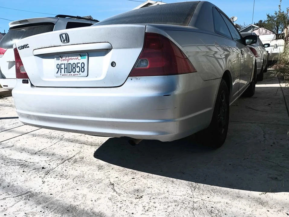 2001 Honda Civic 7th Gen - Image 2 of 5