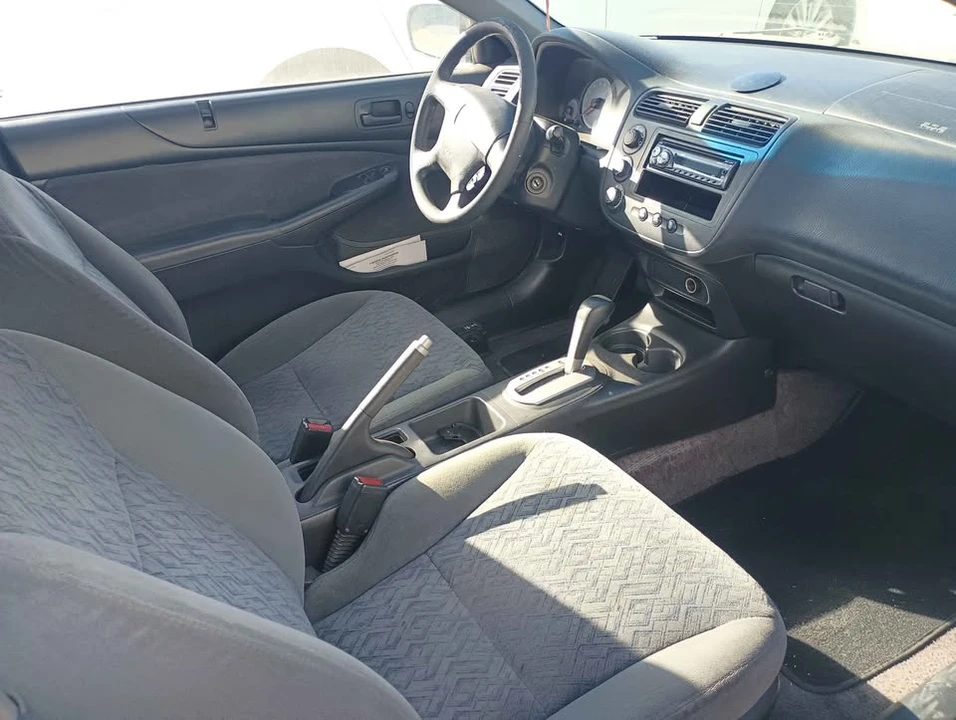 2001 Honda Civic 7th Gen - Image 4 of 5