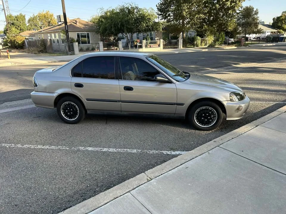 2001 Honda Civic 7th Gen - Image 7 of 14