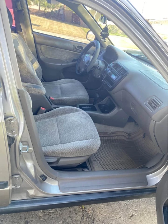 2001 Honda Civic 7th Gen - Image 11 of 14