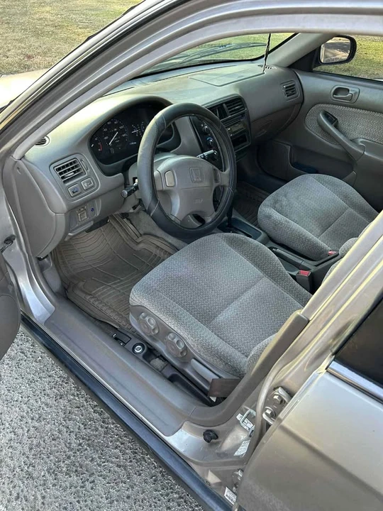 2001 Honda Civic 7th Gen - Image 9 of 14