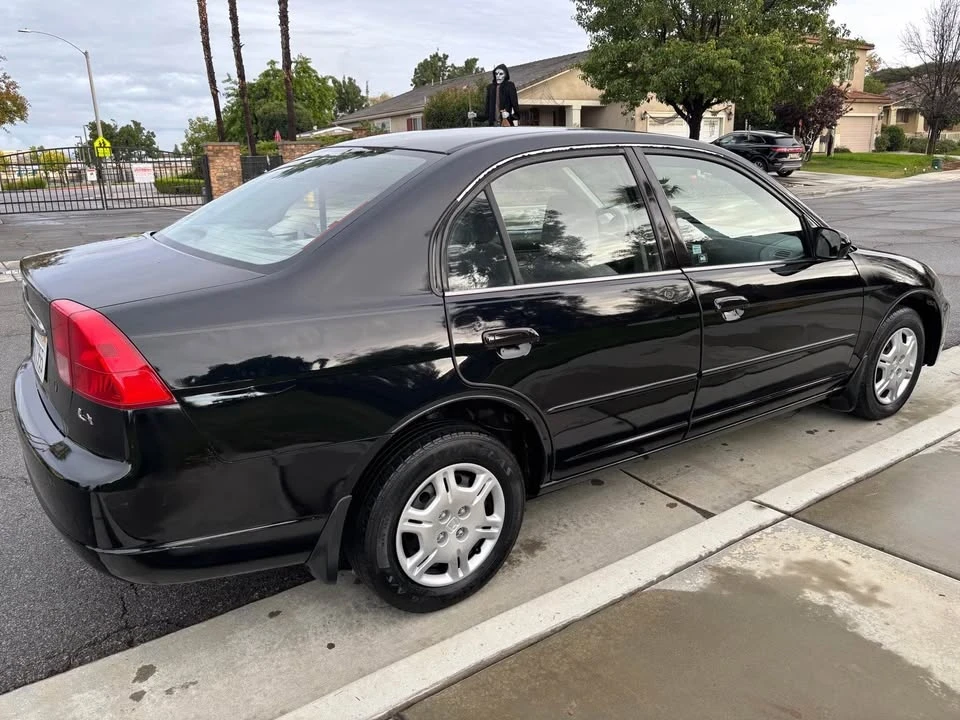 2001 Honda Civic 7th Gen - Image 3 of 8