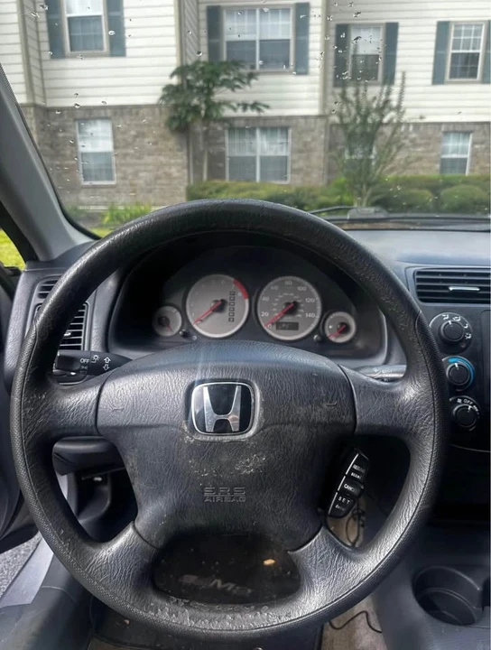 2001 Honda Civic 7th Gen - Image 5 of 13