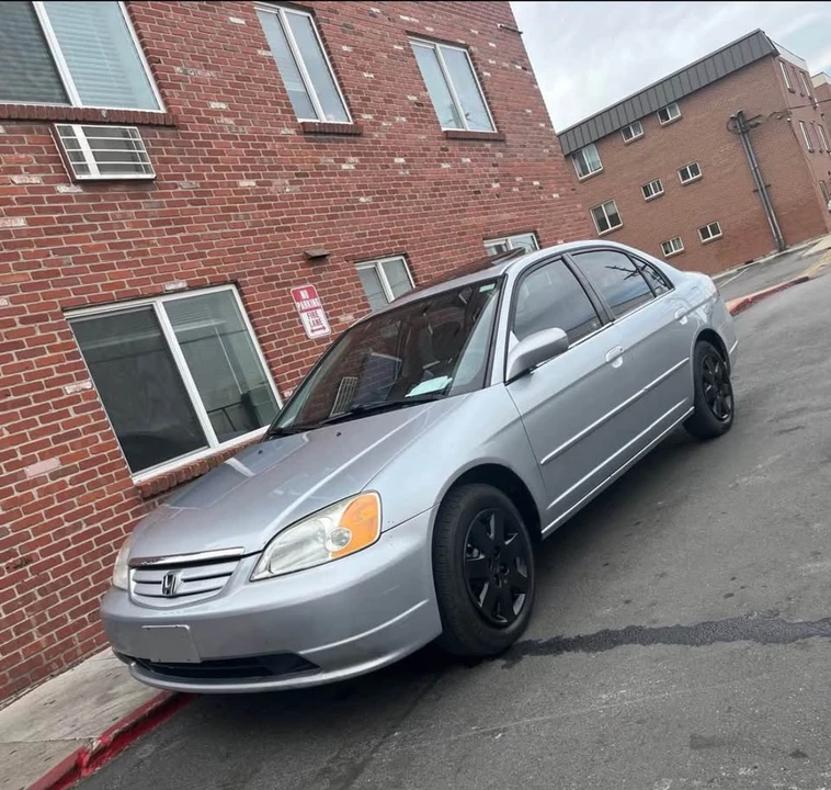 2001 Honda Civic 7th Gen - Image 5 of 6