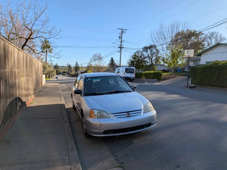 2001 Honda Civic 7th Gen - Image 2 of 7