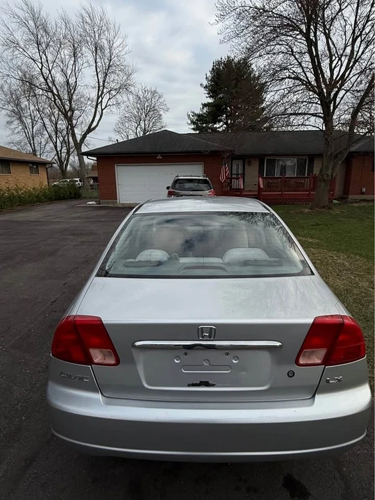 2001 Honda Civic 7th Gen - Image 7 of 11