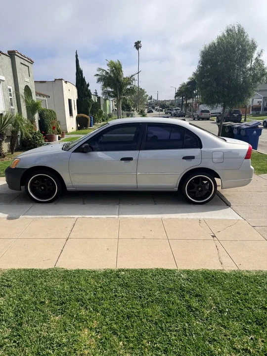 2001 Honda Civic 7th Gen - Image 2 of 8