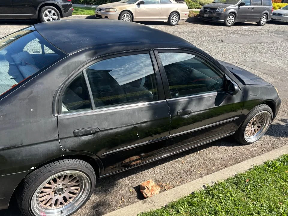 2001 Honda Civic 7th Gen - Image 2 of 4