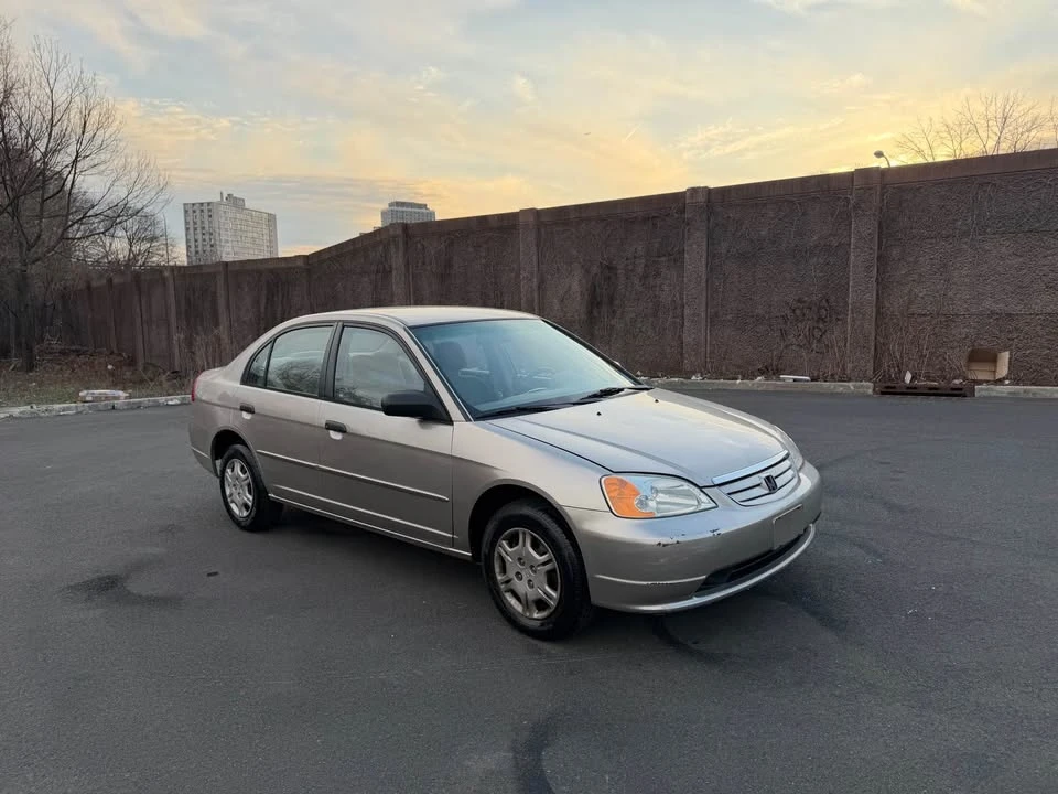 2001 Honda Civic 7th Gen - Image 2 of 11