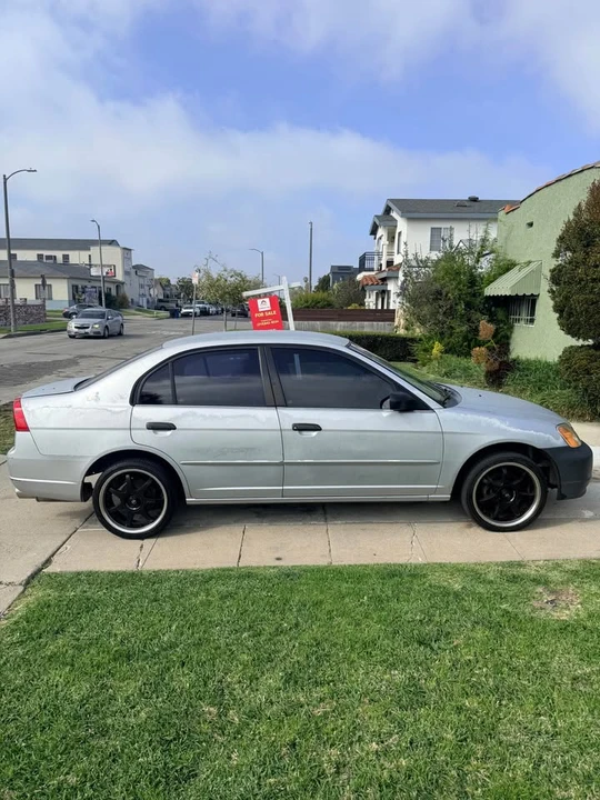 2001 Honda Civic 7th Gen - Image 4 of 8