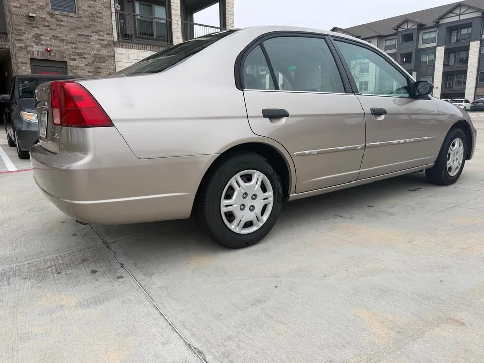 2001 Honda Civic 7th Gen - Image 2 of 8