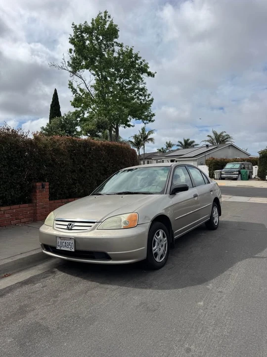2001 Honda Civic 7th Gen - Image 2 of 16