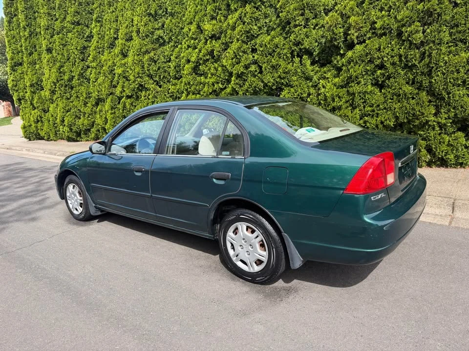 2001 Honda Civic 7th Gen - Image 3 of 7