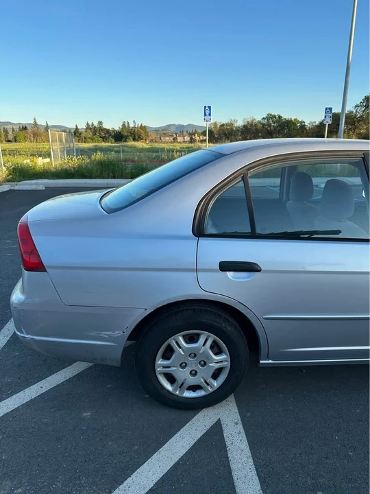 2001 Honda Civic 7th Gen - Image 4 of 9