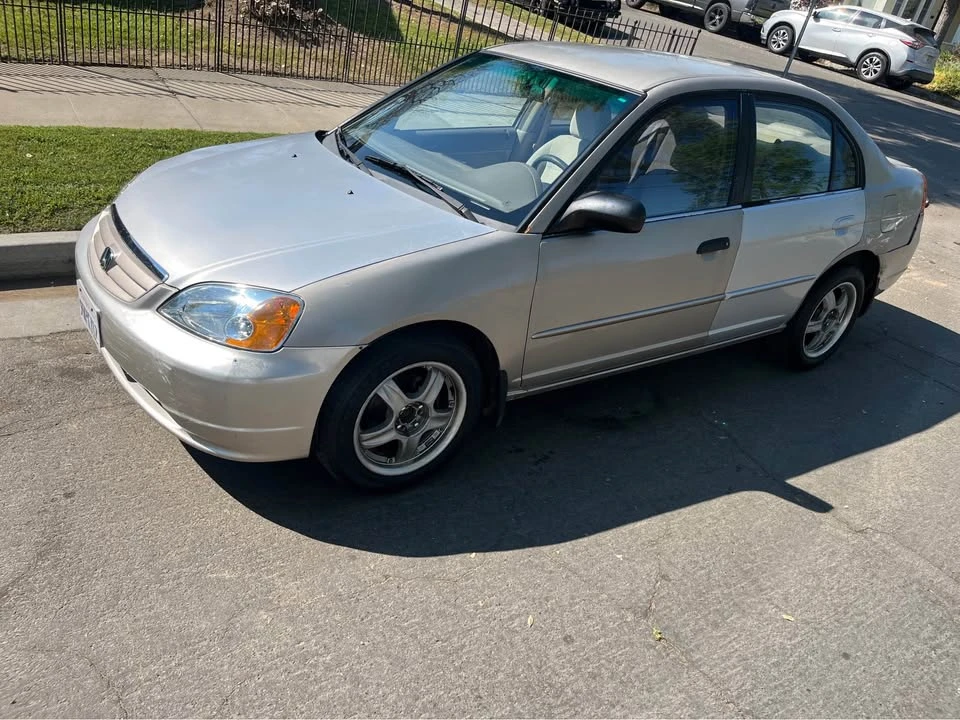 2001 Honda Civic 7th Gen - Image 3 of 13