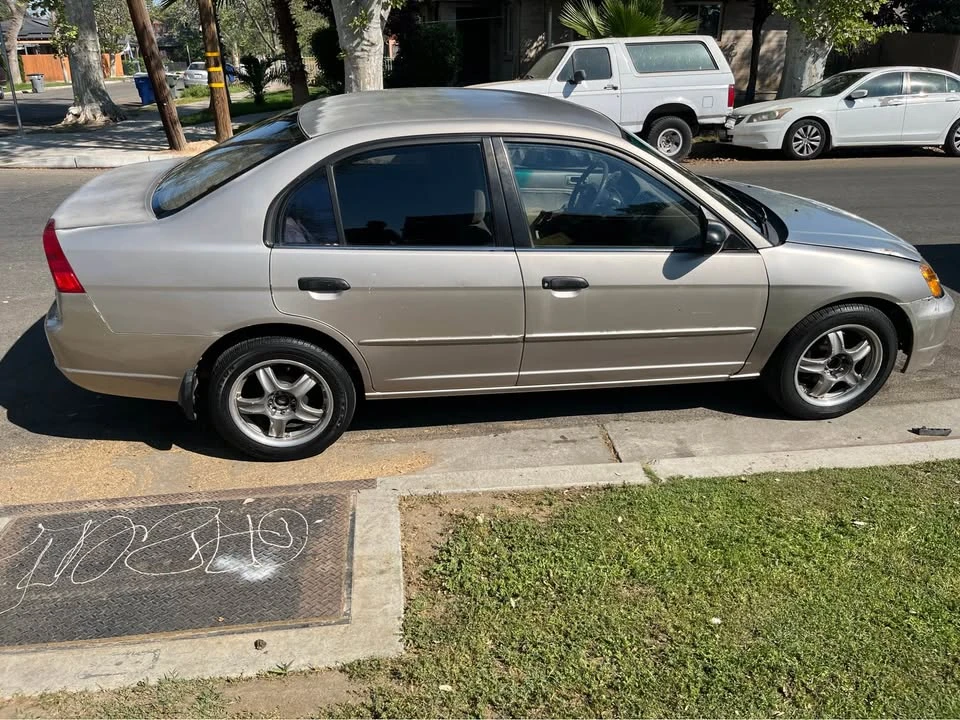 2001 Honda Civic 7th Gen - Image 5 of 13
