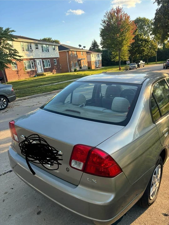 2001 Honda Civic 7th Gen - Image 3 of 10