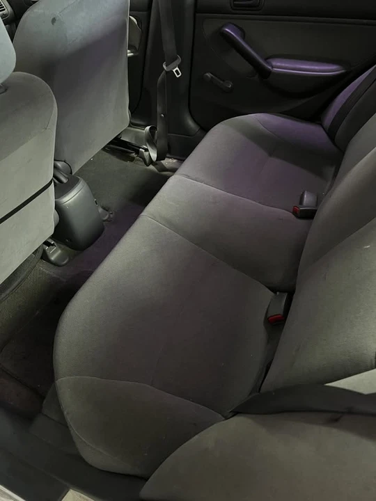 2001 Honda Civic 7th Gen - Image 6 of 7
