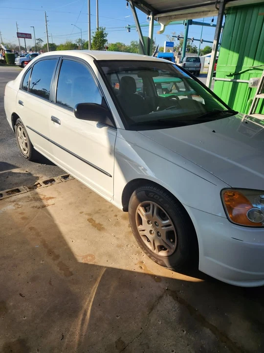 2001 Honda Civic 7th Gen - Image 2 of 5